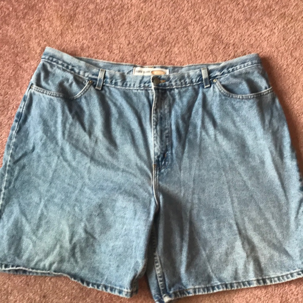 Women’s jean shorts